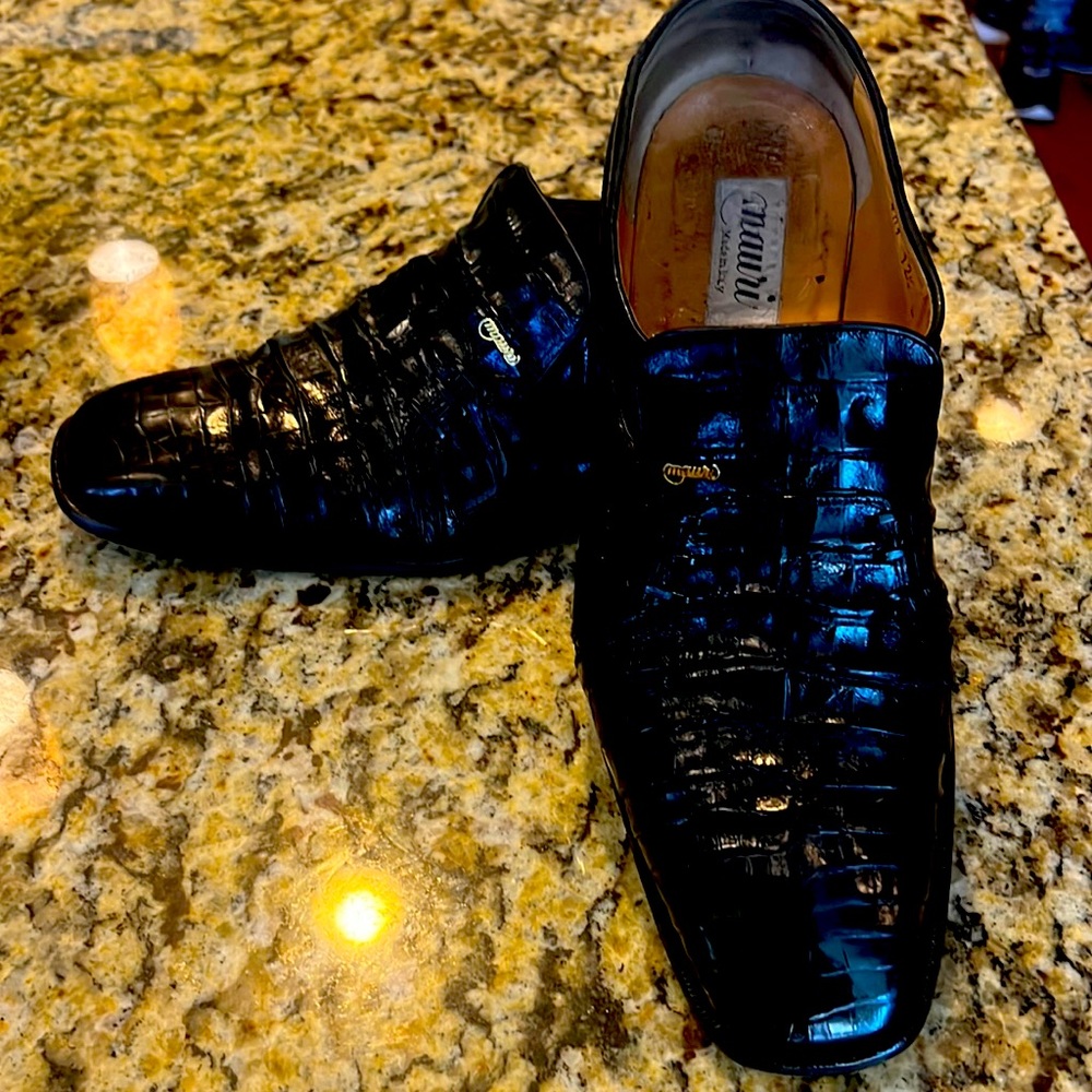 Alligator shoes size 12 Mauri brand